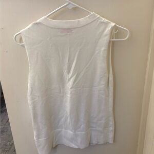 Women's White Sleeveless Top